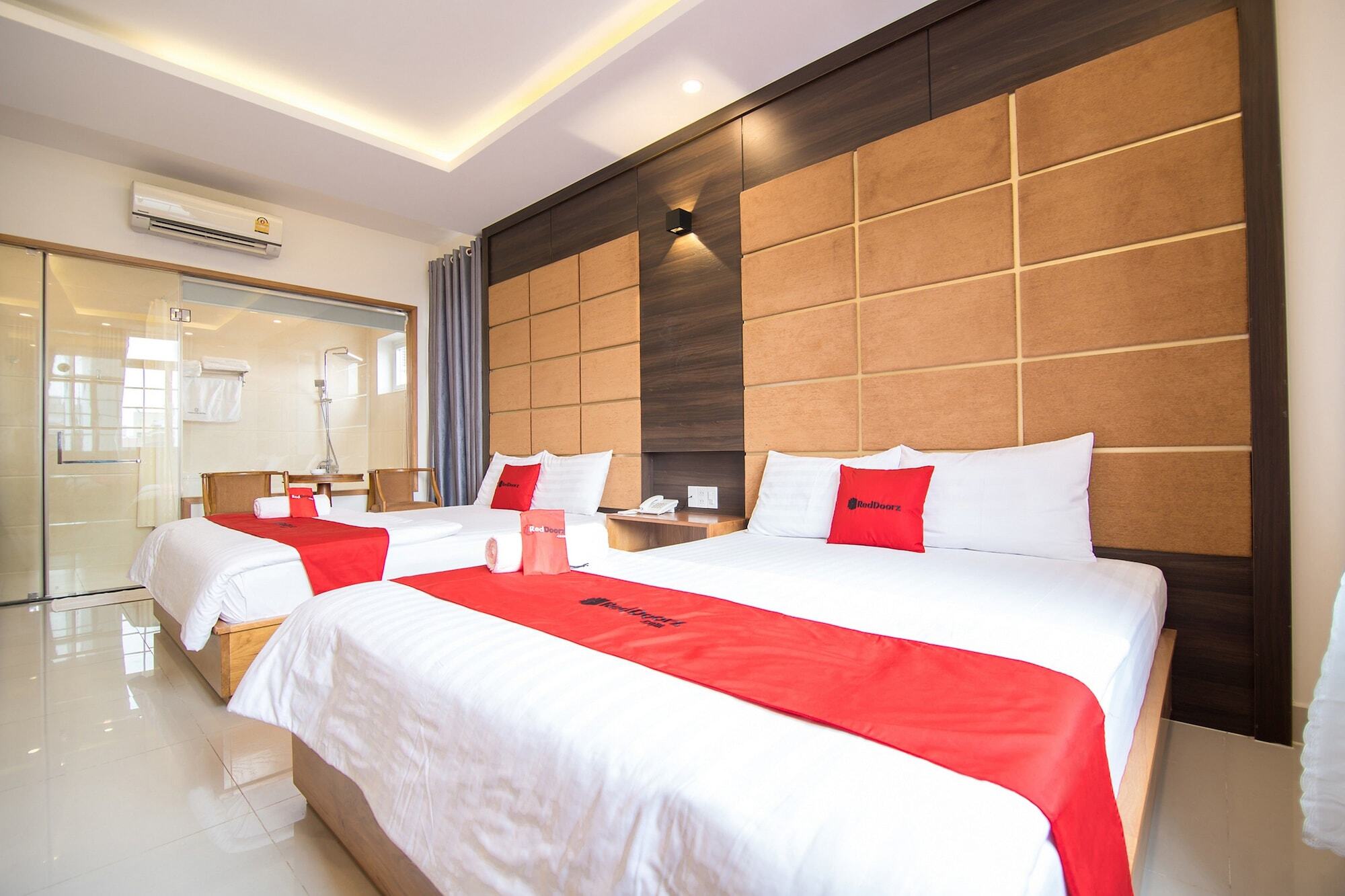 Reddoorz Plus Near Lotte Mart Cong Hoa Ho Chi Minh Zewnętrze zdjęcie